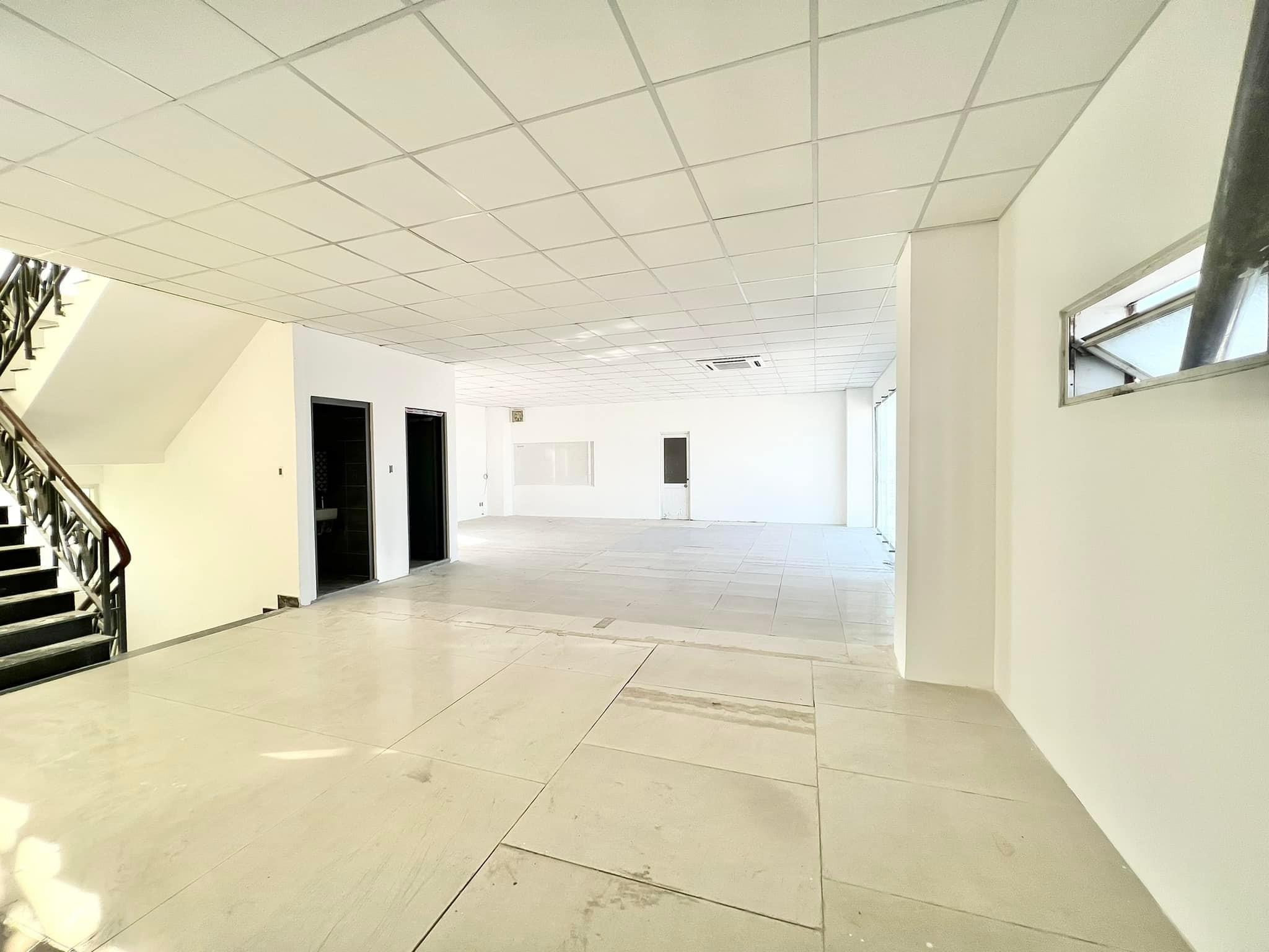 Sàn 200m2 - Chỉ 60tr -Phạm Văn Hai Tân Bình