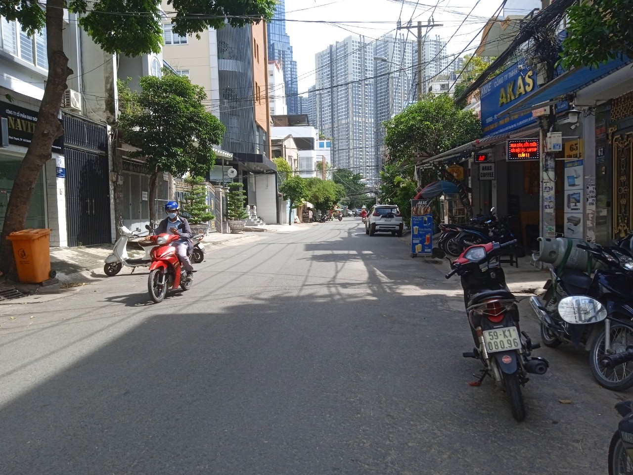 Nhà MẶT TIỀN Tân Cảng Phường 25 VIEW LANDMARK 81 _ DT: 4,2 x 25m (Nở hậu 4,5m). Giá 24,5 tỷ