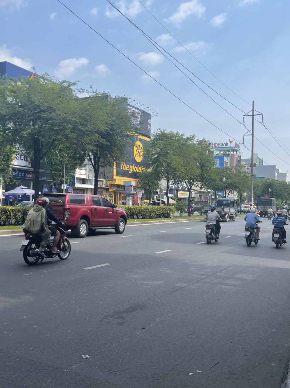 Cho thuê nhà mặt tiền Hồng Bàng, Q5 trệt 3 lầu giá chỉ 35tr