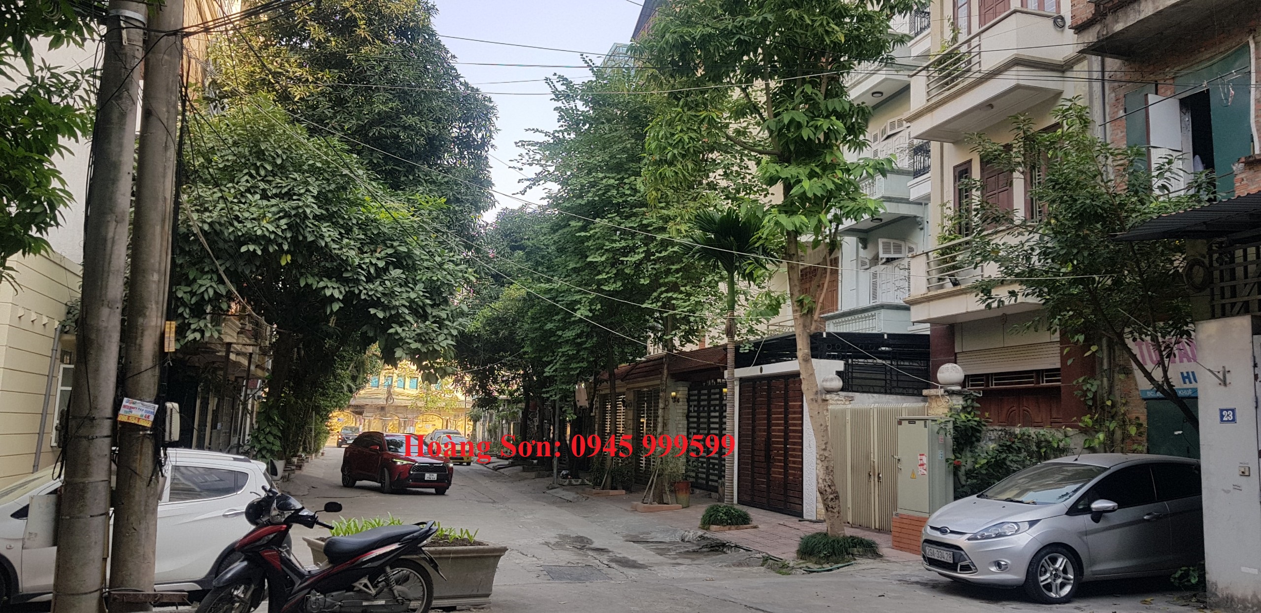 Bán ô tô sân phố Tôn Quang Phiệt Nam Cường Cầu Giấy Hà Nội 25 tỷ.