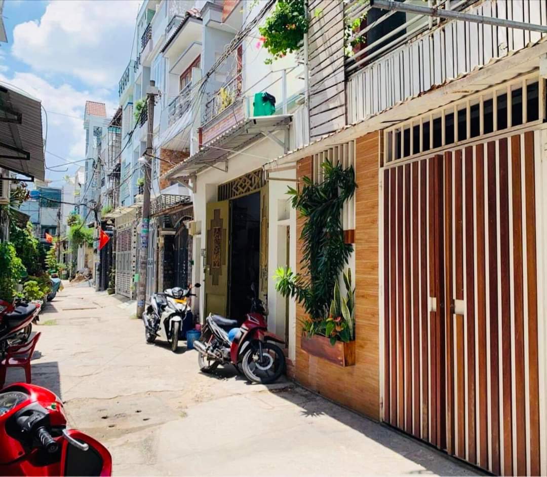 Bán nhà hẻm XE HƠI Bùi Quang Là Q.Gò Vấp nh 4.4x16m chỉ 4 Tỷ x