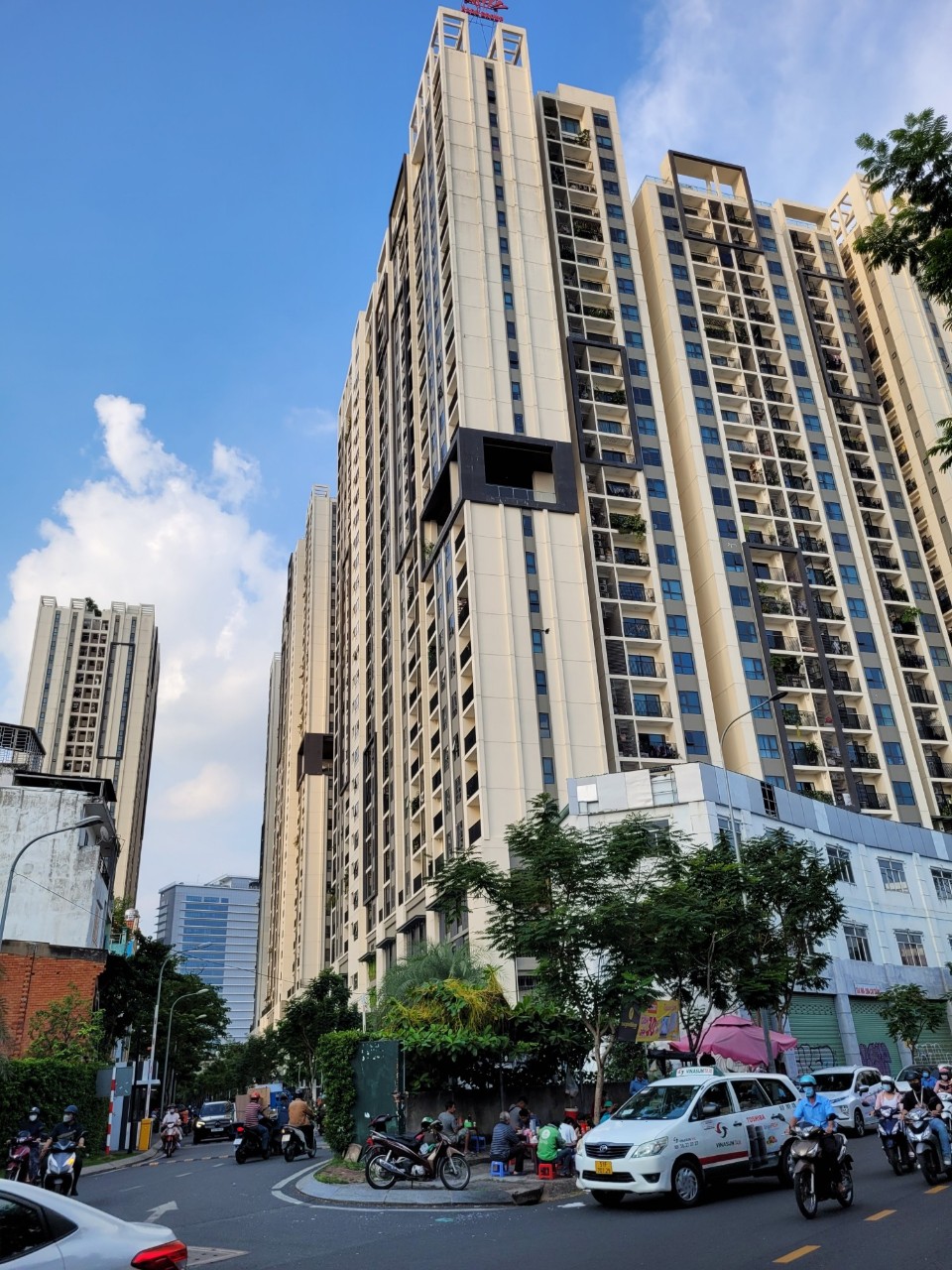 Bán nhà CMT8 Q10 CẠNH CHUNG CƯ HÀ ĐÔ GIÁ 4.4 TỶ