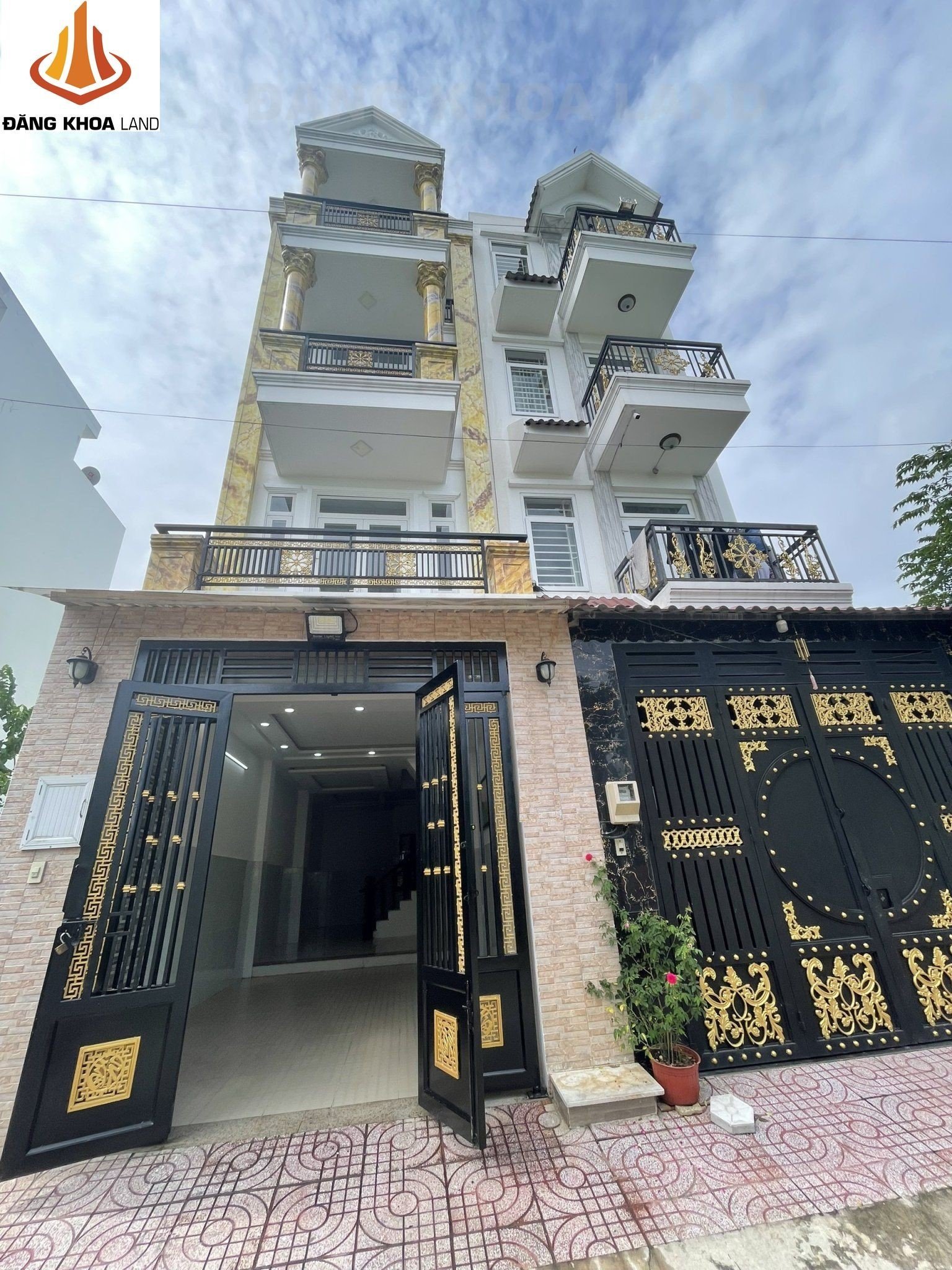 Bán nhà HXH KDC Nam Khang - Long Trường, nhà đẹp giá tốt!