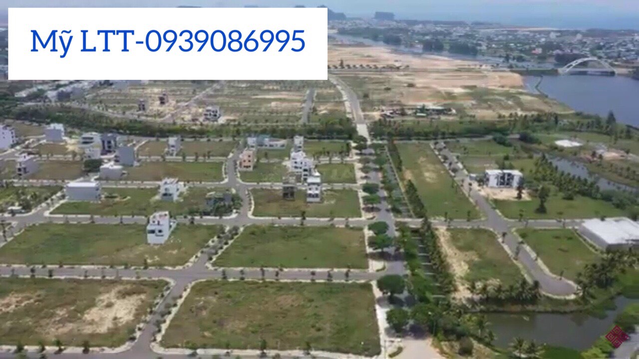 Biệt thự view kênh trung tâm FPT City Đà Nẵng