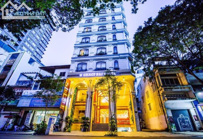 Chuyển nhượng khách sạn 3 sao - cửa ngõ sân bay - Q.Tân Bình.