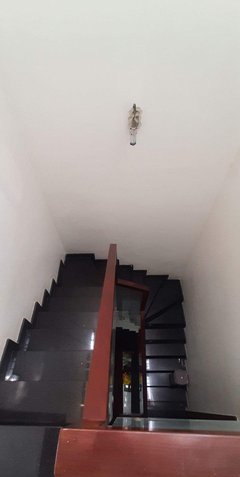 Bán nhà Phạm Văn Đồng, Hiệp bình Chánh, Thủ Đức, 57m2 4 Tầng, chỉ 6 Tỷ