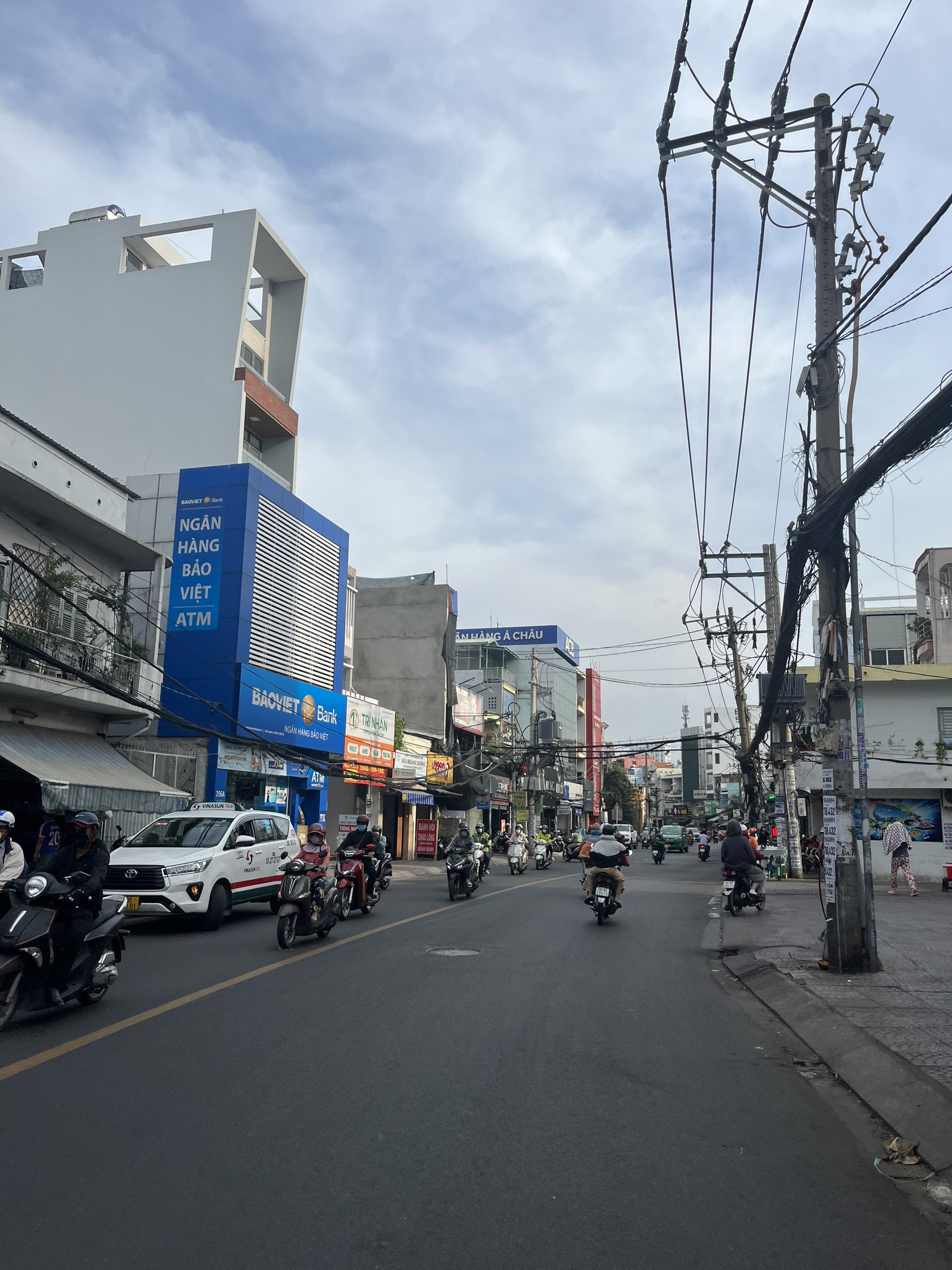 QUÁ TỐT!!! Bán đất MẶT TIỀN LÊ QUANG ĐỊNH, Phường 1, Gò Vấp (4,5x18m). Giá 11tỷ8 Tl