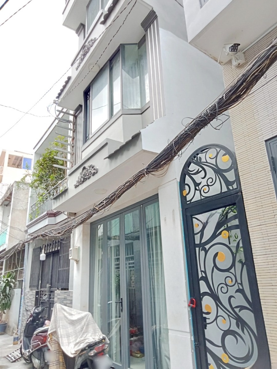 Nhà mới,đẹp Hẻm 181B Âu Dương Lân P2, Q8 - Giá: 2.98 tỷ