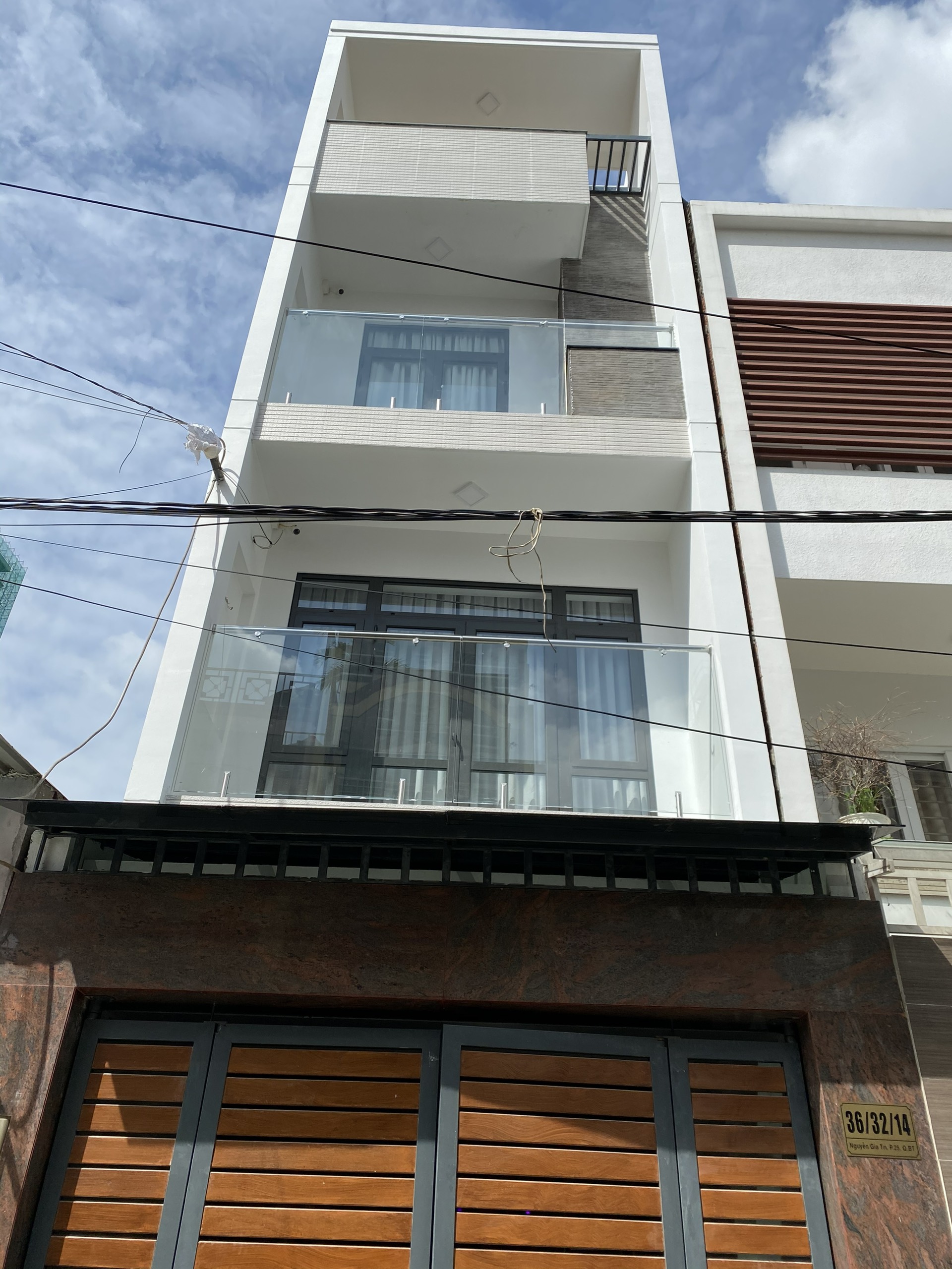 CHO THUÊ NHÀ NGUYÊN CĂN HẺM XE TẢI FULLL NỘI THẤT PHƯỜNG 25 QUẬN BÌNH THẠNH