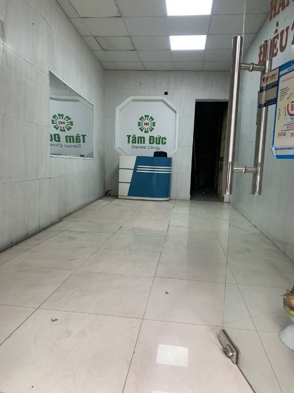 Hot! Hot! Chính chủ cho thuê cửa hàng mặt tiền đường Láng – Hà Nội