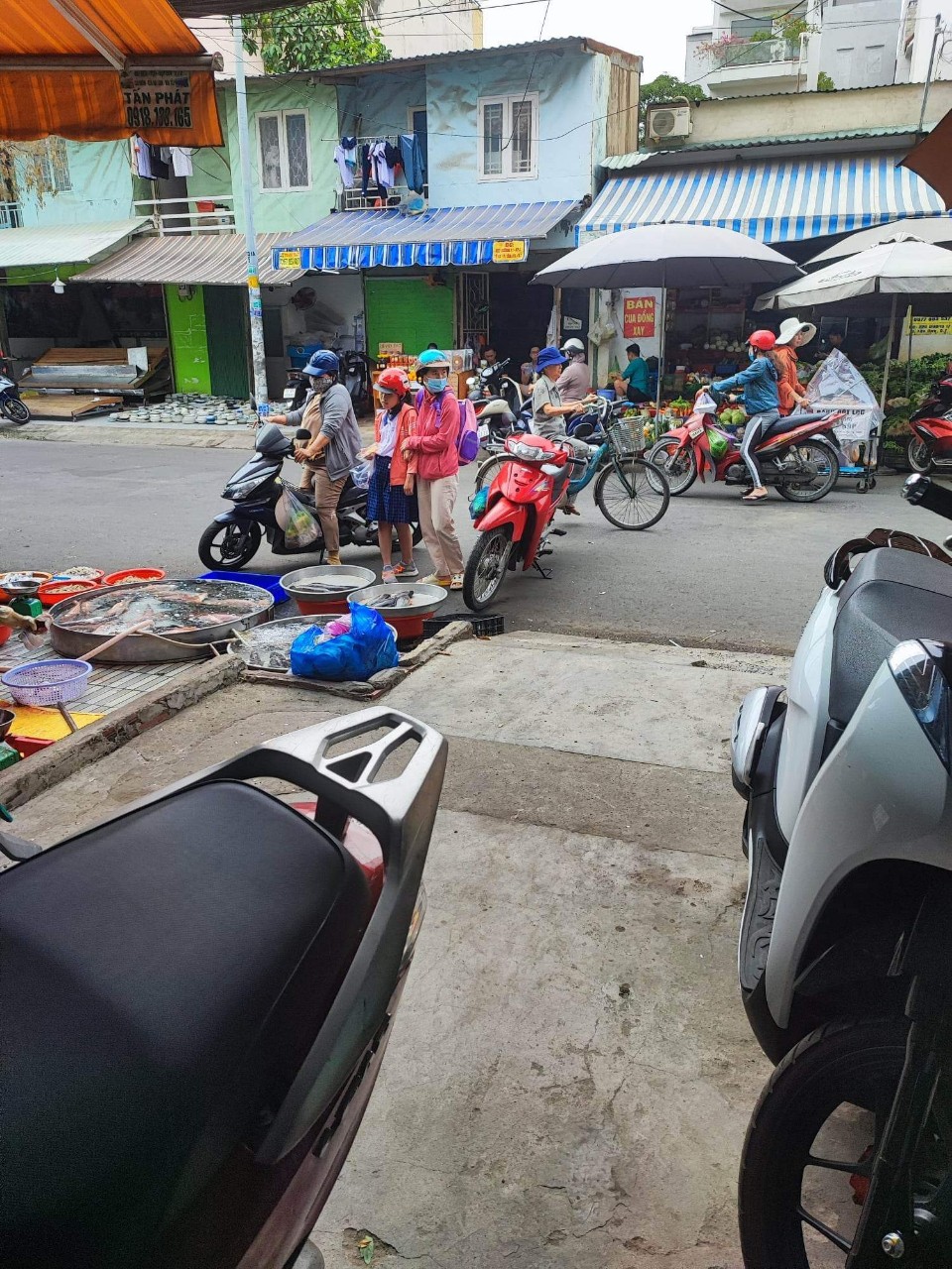 CỰC HIẾM! CHÍNH CHỦ SANG NHƯỢNG QUÁN HỦ TIẾU TẠI QUẬN 7 – HỒ CHÍ MINH