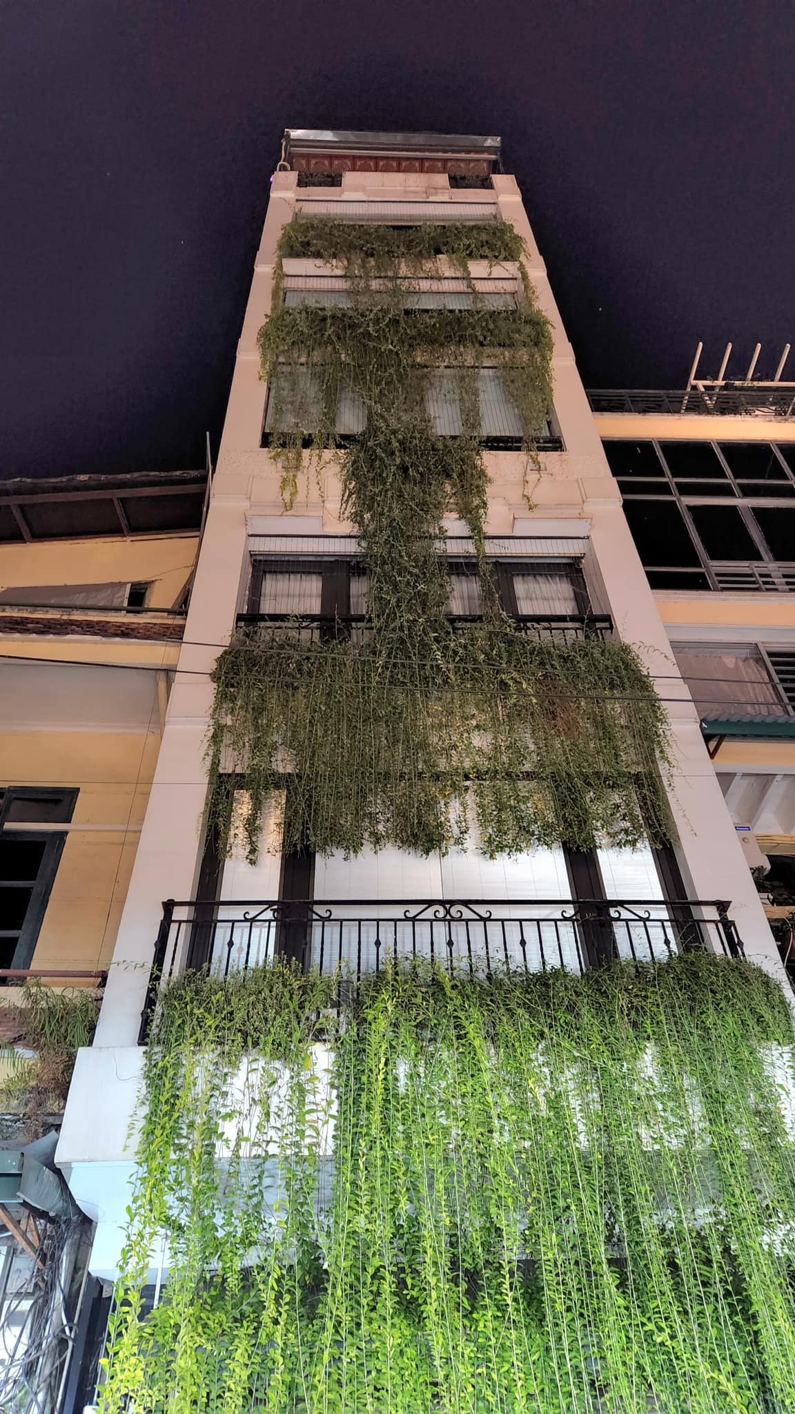 BÁN NHÀ MẶT PHỐ QUẢNG KHÁNH - QUẬN TÂY HỒ - DIỆN TÍCH 80M2.