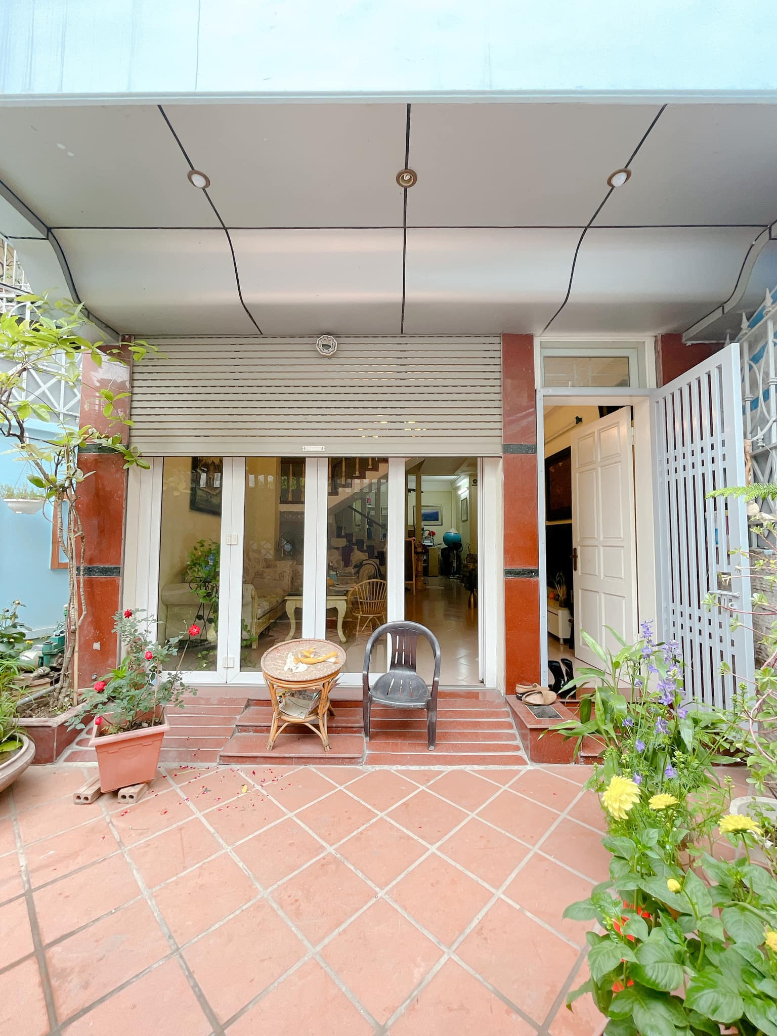 BÁN NHÀ LẠC LONG QUÂN Ô TÔ, KINH DOANH, CỰC GẦN PHỐ 97M X5 TẦNG CHỈ 15.5 TỶ