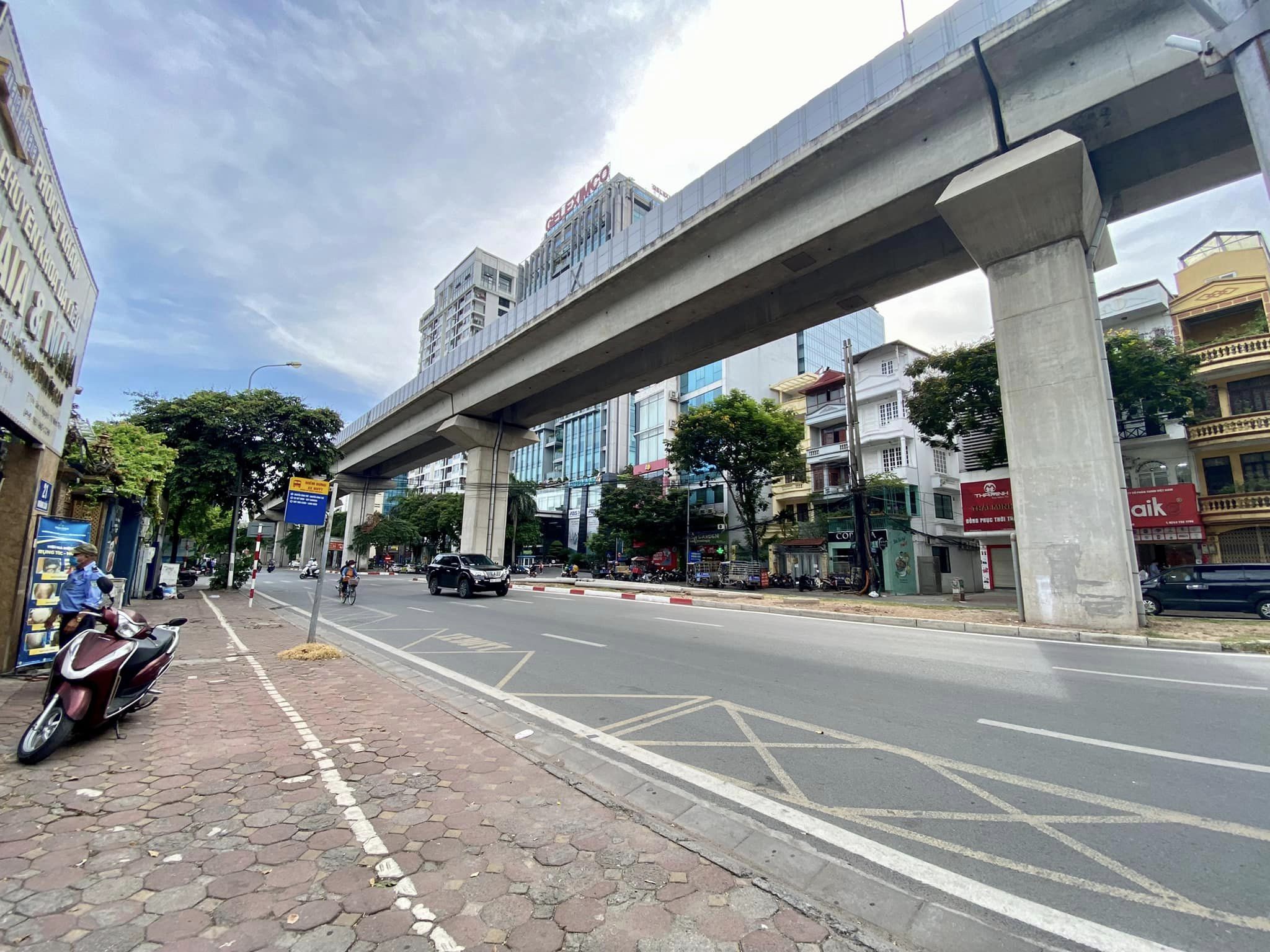 BÁN GẤP NHÀ MẶT PHỐ HOÀNG CẦU,110M2, MT 6,5M, GIÁ 33 TỶ THƯƠNG LƯỢNG.