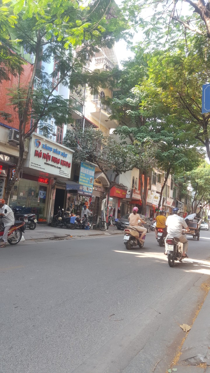 BÁN NHÀ MẶT PHỐ ĐỘI CẤN 2 THOÁNG, VỈA HÈ KINH DOANH, Ô CHỜ THANG MÁY,5 TẦNG CHỈ 27.8 TỶ