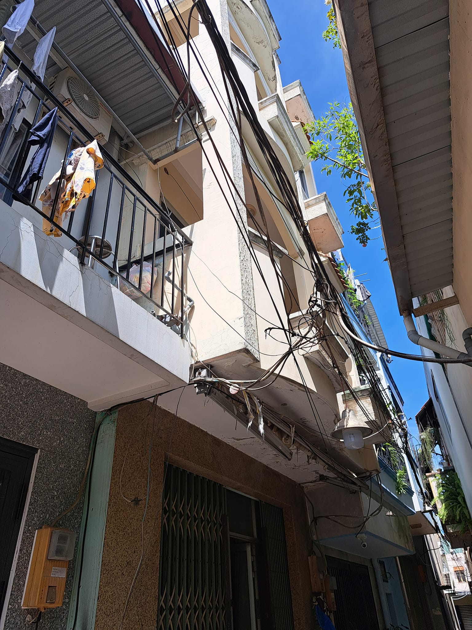 bán nhà 4 tầng 5 PN, dtsd 160m2, có dòng tiền, phường tân quy quận 7