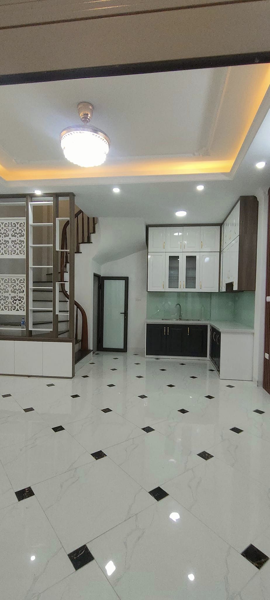 Bán nhà phố Minh Khai. Gần Time city. 35m2. Chỉ 3,75 tỷ.