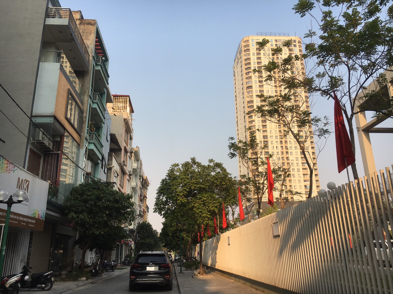 Nhà Phố Kinh Doanh View Thoáng- Ngã Ba Cầu Đơ Hà Đông