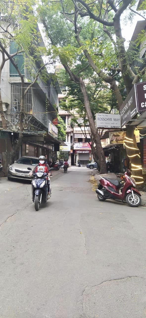 BÁN NHÀ PHÂN LÔ PHỐ NGHĨA TÂN - QUẬN CẦU GIẤY - DIỆN TÍCH 80M2 - 16 TỶ