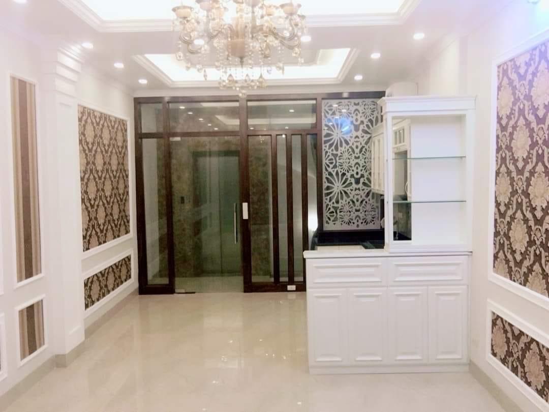 BÁN NHÀ NGUYÊN HỒNG KHU VỰC VIP Ô TÔ ĐỖ CỬA KINH DOANH ĐỈNH GIÁ 14 TỶ RINH NGAY ĐÓN TẾT