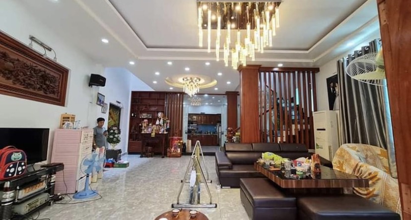 Gấp lắm Vườn Lài nhà mới ở liền - Chợ Vải hẻm 8m xe tải vô 236m2 4 tầng 14.8 tỷ.