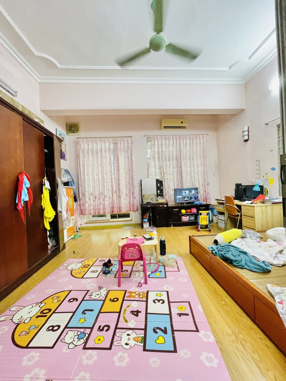 Bán nhà Tô Hoàng Hai Bà Trưng 51 m2, MT 5.3m, giá 8.1 tỷ Ô tô Kinh doanh