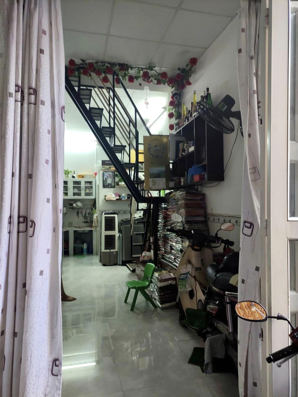 NHÀ NHỎ ĐỦ CÔNG NĂNG-SÁT MT-LÊ ĐỨC THỌ-DT 20M2.....