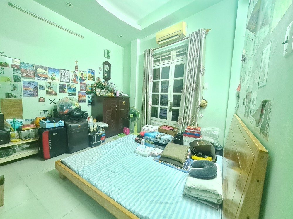 Bán nhà HXH Nguyễn Biểu, Quận 5, 49m2, 4 tầng, cực đẹp, chỉ 6 tỷ hơn
