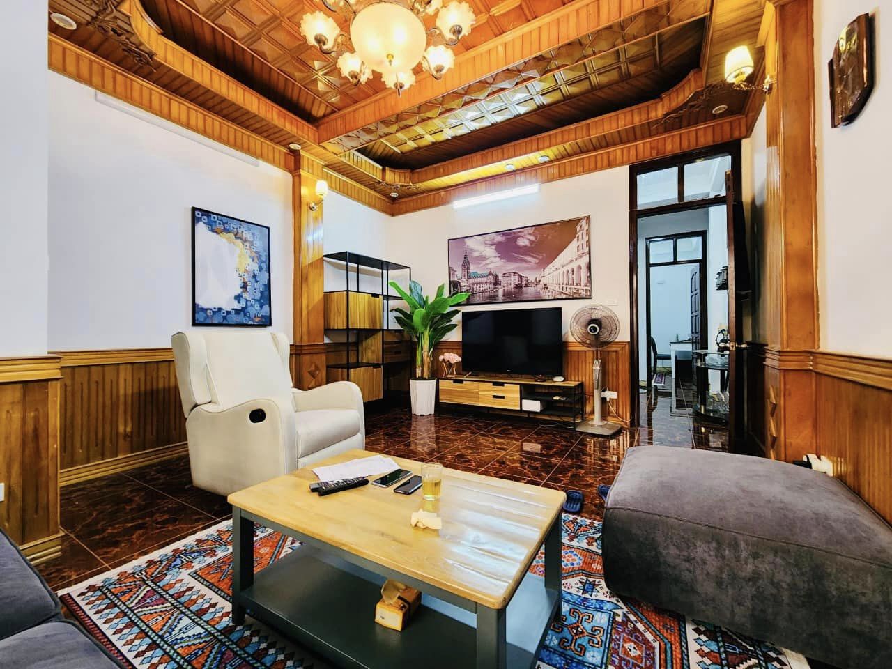 Lô góc 3 mặt thoáng – Nhà đẹp long lanh – Nội thất sang xịn – Trước nhà ô tô tránh