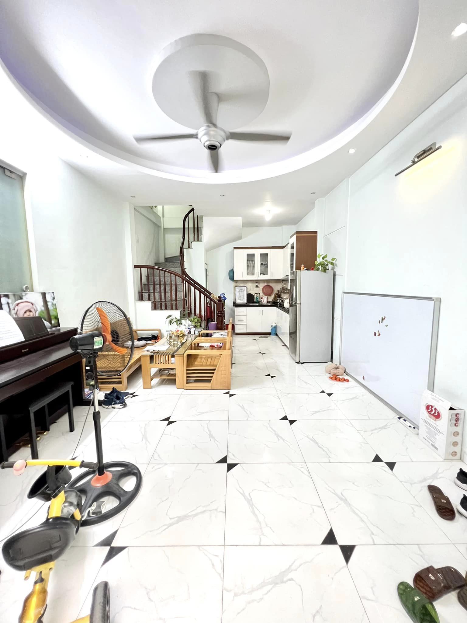 BÁN NHÀ LÔ GÓC VĨNH HƯNG – HOÀNG MAI 30m/3.2 tỷ