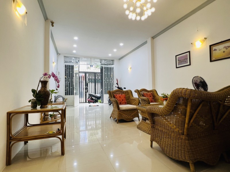 16 Chổ Ở Hẻm Thẳng Tấp Nhà 78m2 LÊ VĂN QUỚI- Bình Tân Hơn 6 tỷ.