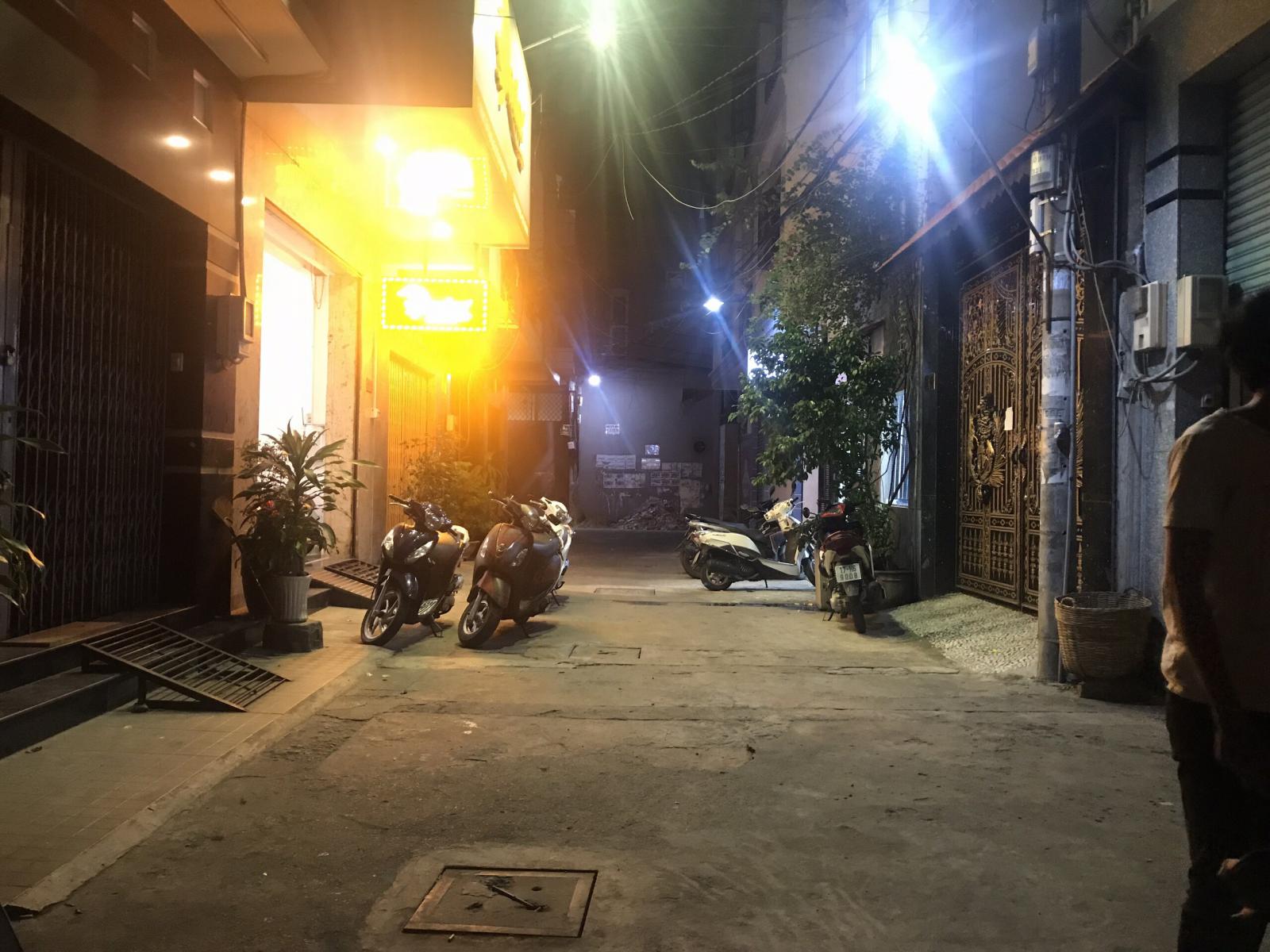 Bán nhà giá rẻ, HXH Nguyễn Biểu, Quận 5, 50m2, chỉ 6 tỷ hơn