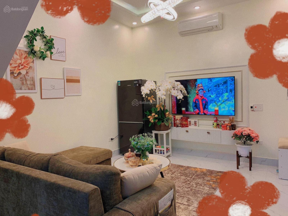 Lê Lợi 43m2 xây mới 4 tầng nội thất đầy đủ, ô tô đỗ gần ngõ thông, 4,3 tỷ. Liên hệ 0986951728