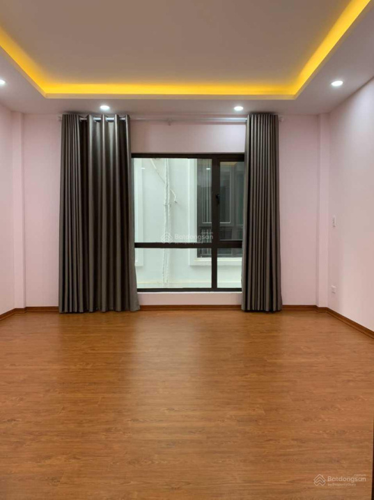 Bán nhà cấp 4 mặt đường Ngô Quyền, La khê. DT: 36m2, giá 2.9 tỷ.