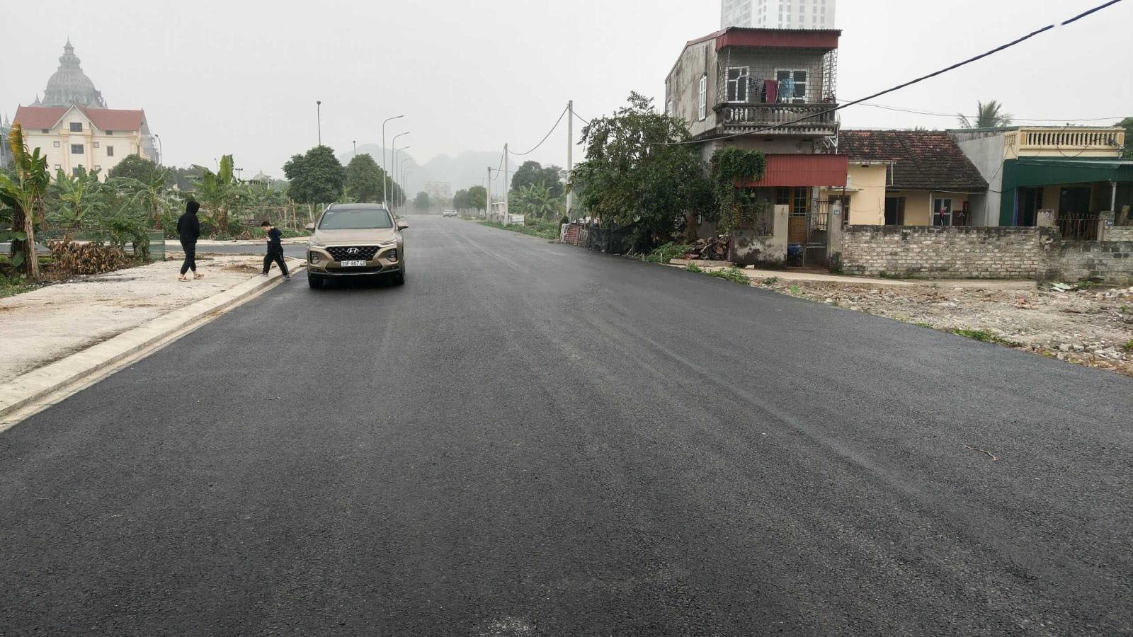 BÁN GẤP LÔ ĐẤT 350,5M2 VỊ TRÍ ĐẸP TRONG KHU ĐÔ THỊ XUÂN THÀNH.