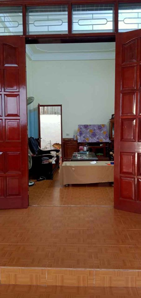 Gia đình cần bán nhà 2 tầng ở cổng phụ tỉnh đội