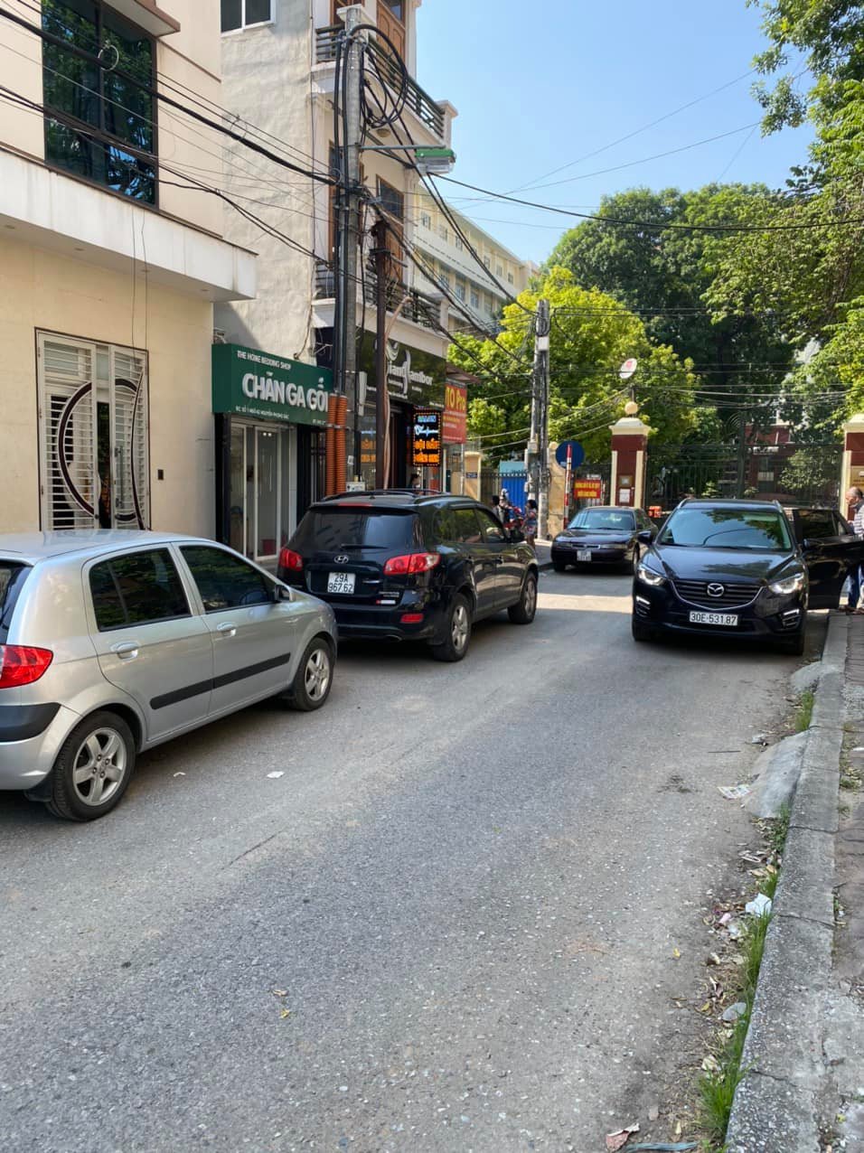 Nhà kinh doanh, Nguyễn Phong Sắc, 80m2 ô tô tránh, vỉa hè 3m, 14 tỷ