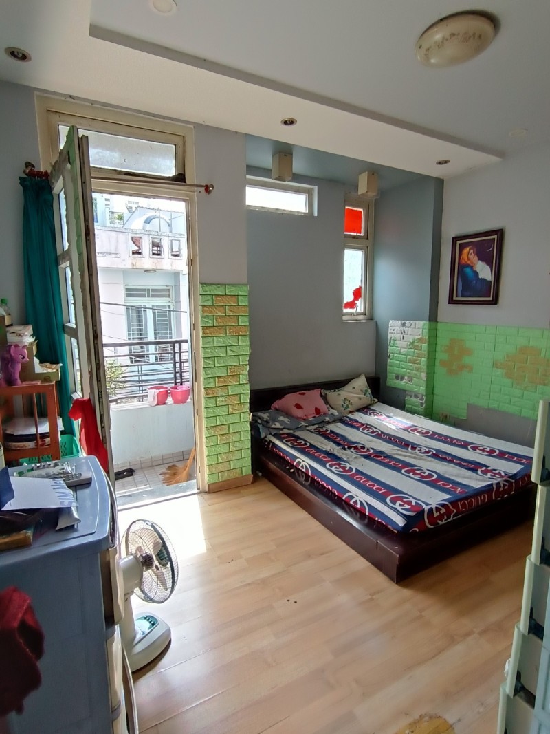 NHÀ ĐẸP GẦN NGUYỄN TRI PHƯƠNG, QUẬN 10, 5 TẦNG, 5PN, CHỈ 4 TỶ 99