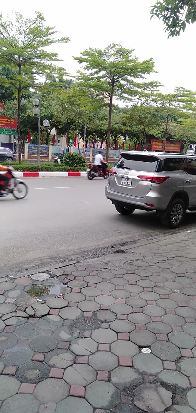 Mặt tiền Nguyễn Phong Sắc, vỉa hè đá bóng, 5 tầng kinh doanh đỉnh, nhỉnh 13 tỷ