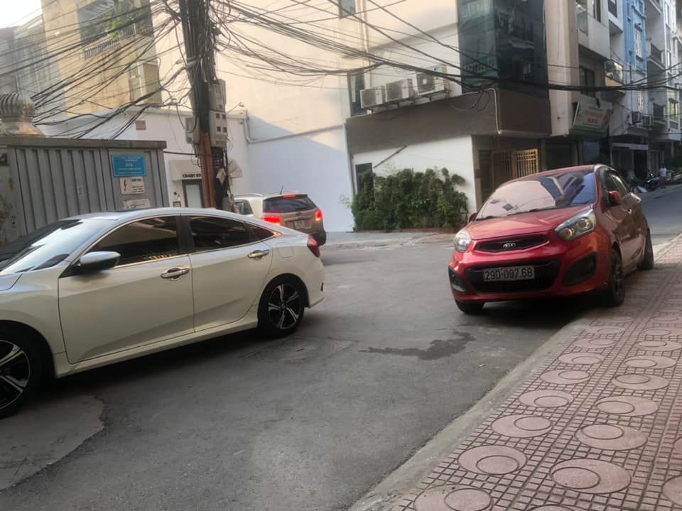 Bán nhà ngõ 971 Hồng Hà Hoàn Kiếm , KIẾN TRÚC HIỆN ĐẠI 40M2, 6 TẦNG, MẶT TIỀN RỘNG, VỊ TRÍ SIÊU VIP