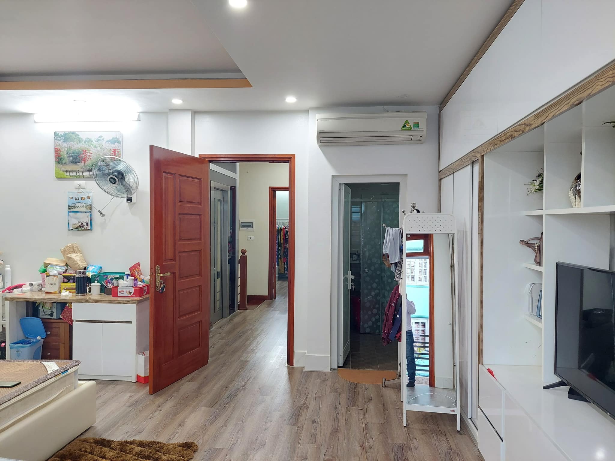 Bán nhà ngõ 8 Lý Nam Đế 72m2, mặt tiền 4,5m