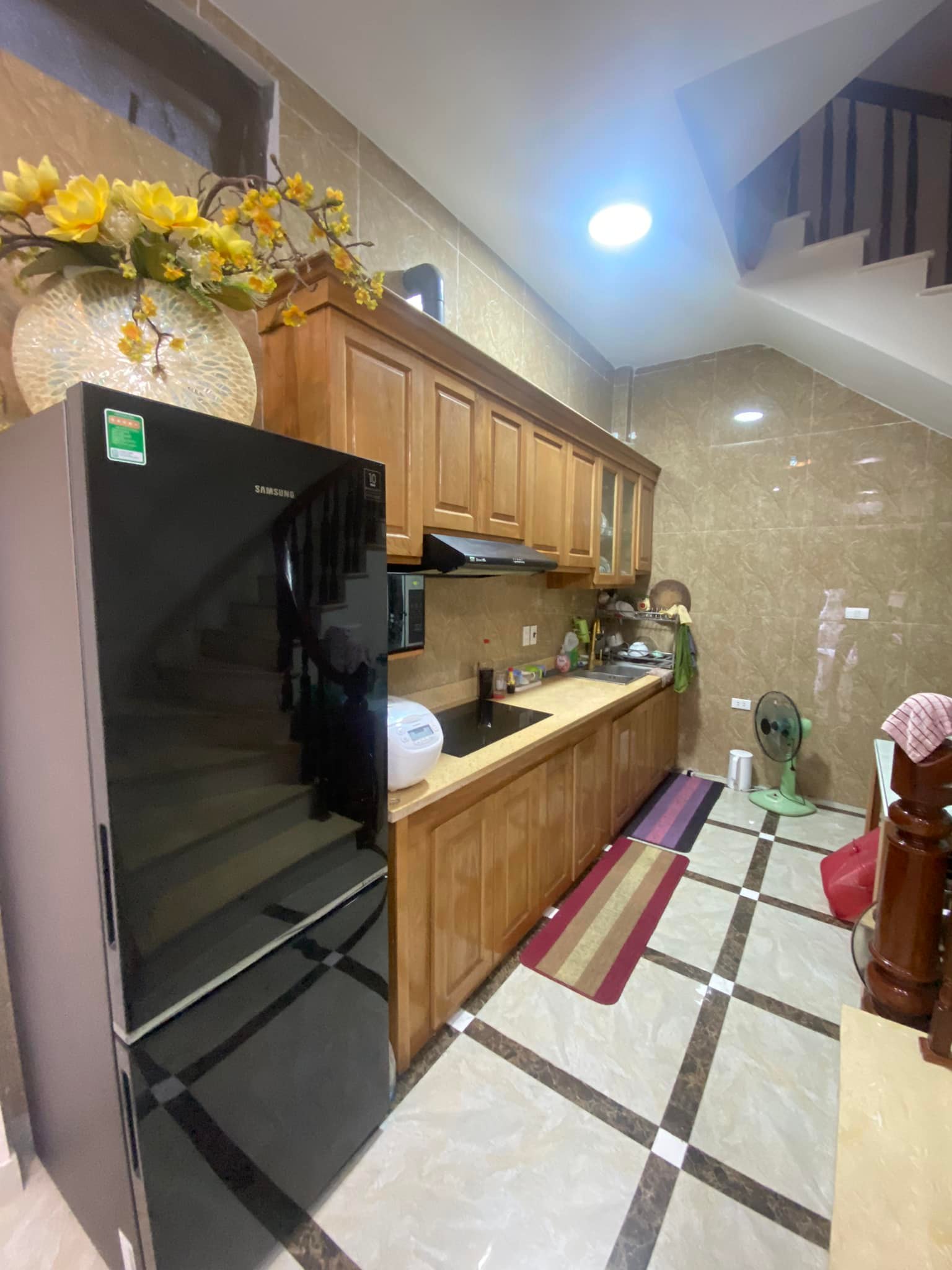 HÓT! Bán nhà mới đẹp 5 tầng Cự Khối, Long Biên, ngõ ô tô thông, chỉ 2.7 tỷ