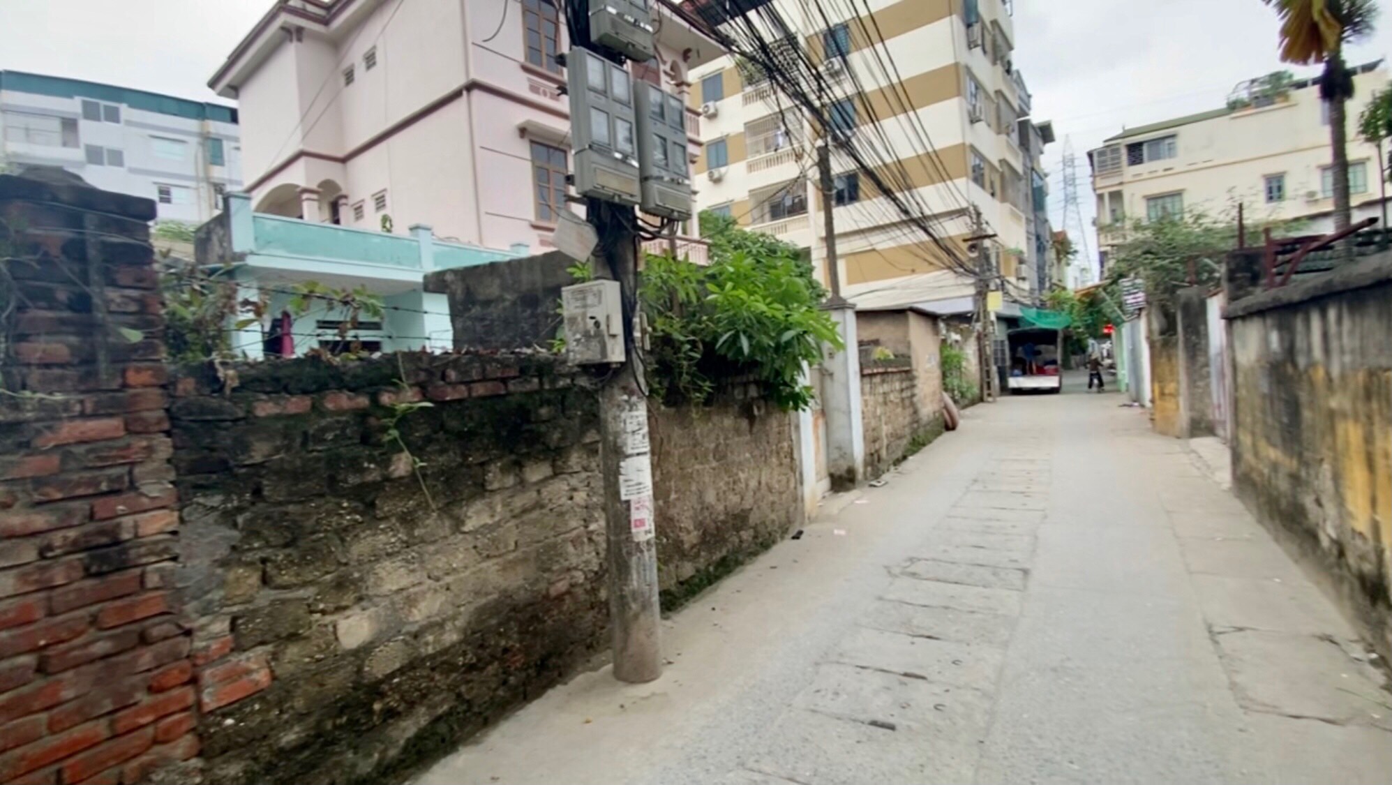 Bán đất An Dương vương 220m2, mặt tiền 10m, 2 ô tô 7 chỗ tránh nhau, giá 16,5 tỷ.