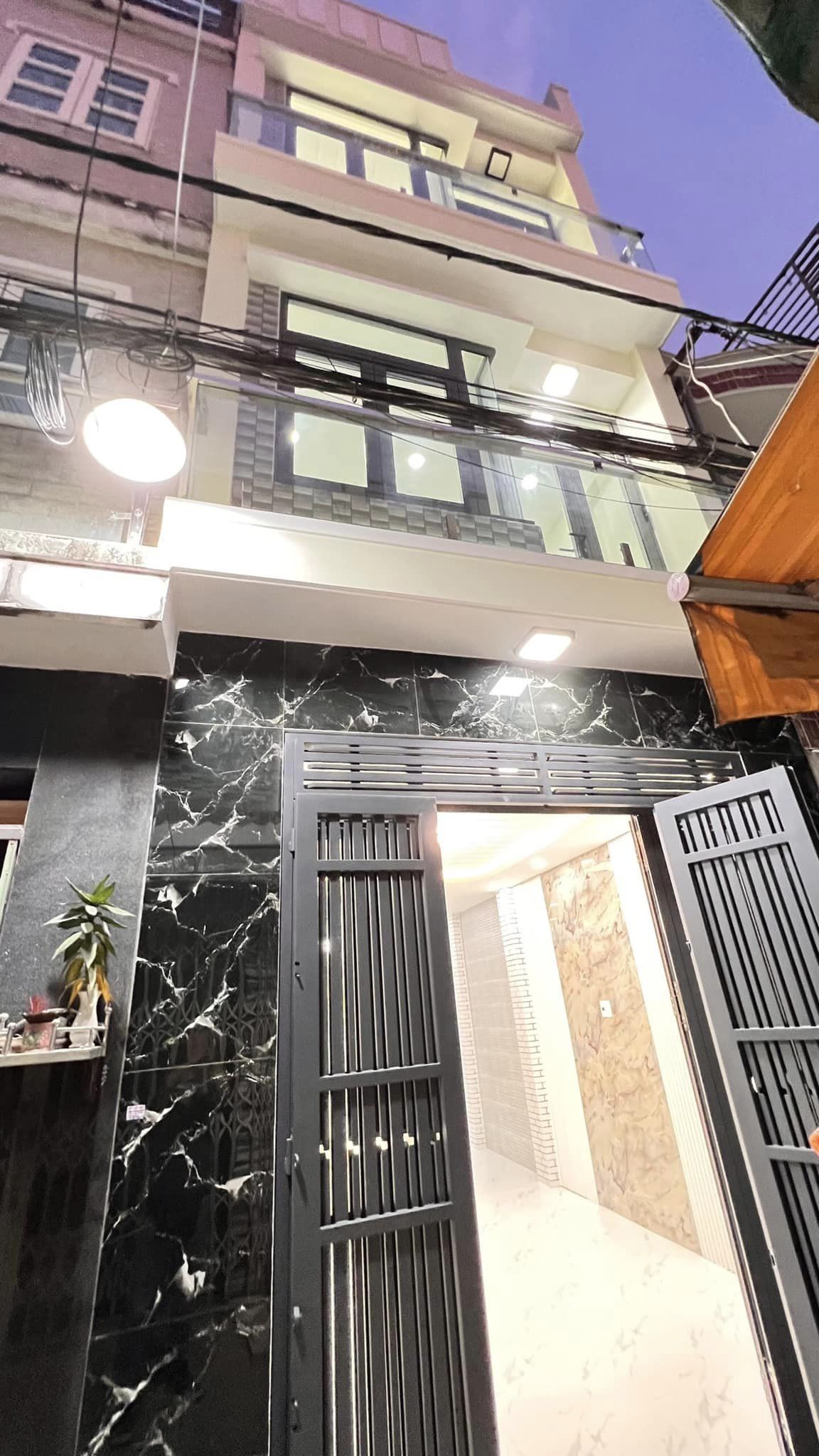 NHÀ MỚI KENG NGÀY THẦN TÀI MUA LÀ CÓ LỘC-PHAN HUY ICH-DT 30M2