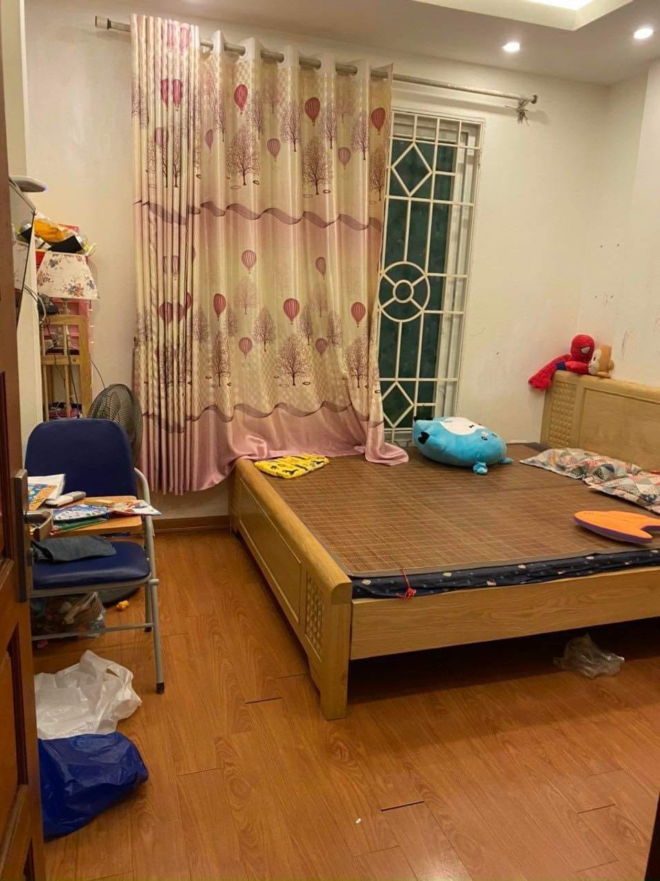 54m2