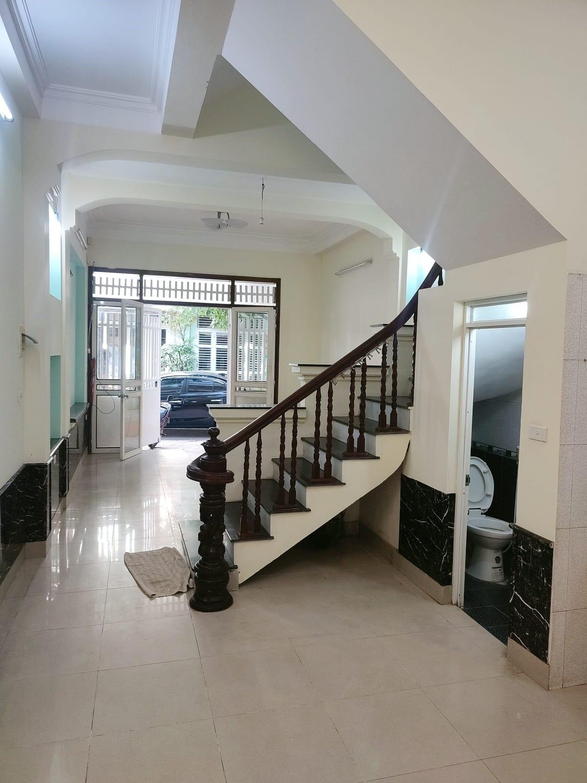 Bán nhà Tây Mỗ 34m2 x 5 tầng giá 2.85 tỷ. LH 0967936581