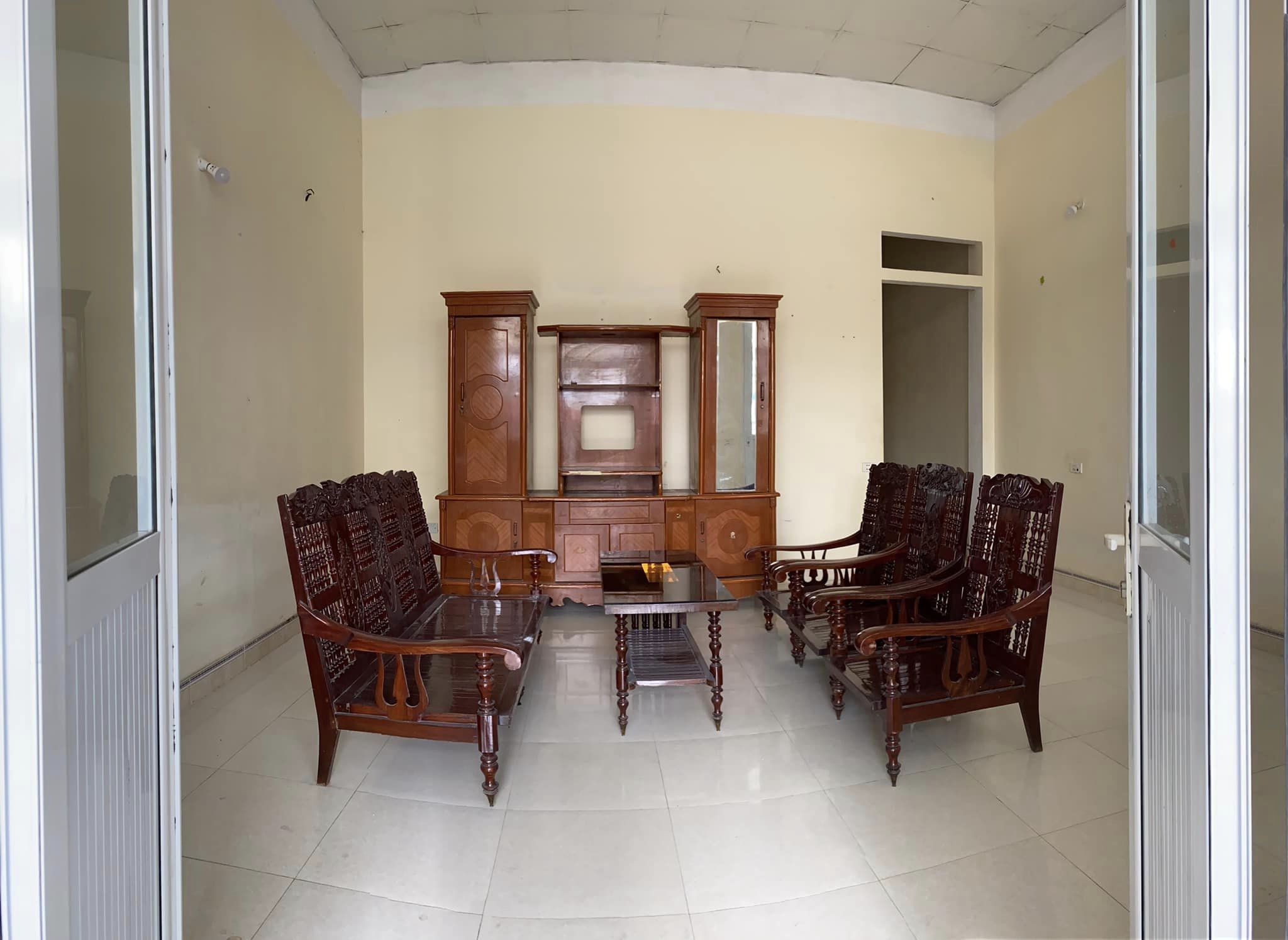 Muốn bán nhà cấp 4 ở tổ dân phố 5 phường Tân Thanh, TP Điện Biên Phủ