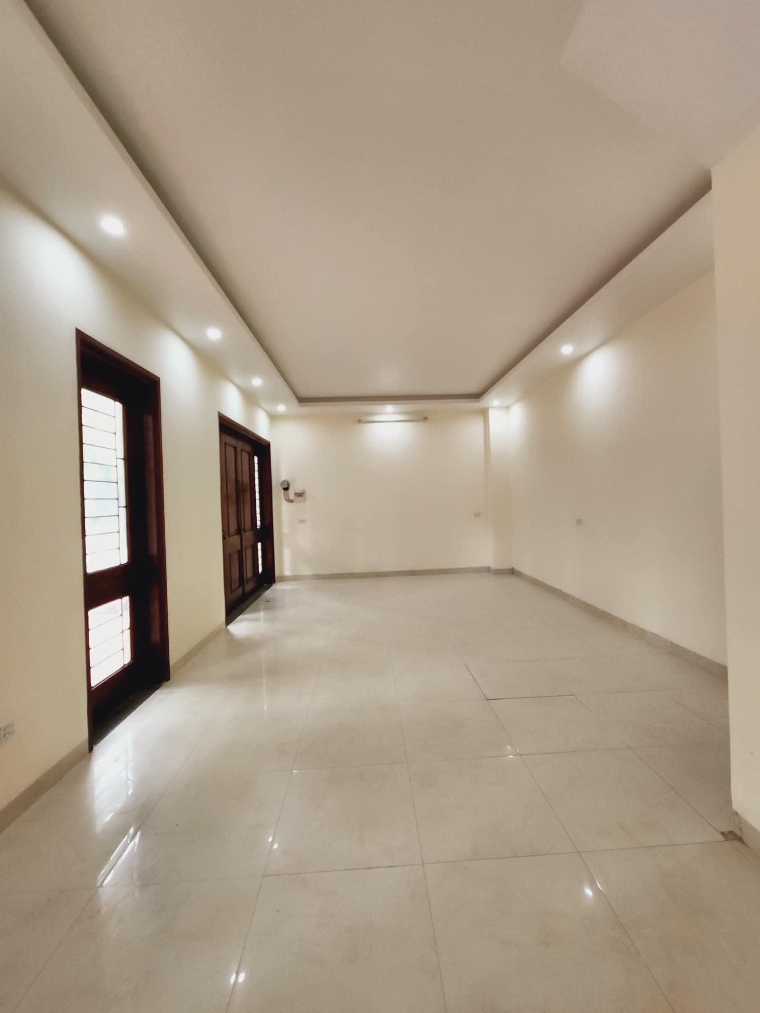 Cực Hiếm, Bán nhà dưới 5 tỷ, Bán Nhà Trần Duy Hưng, Cầu Giấy 45 m 4 tầng Ở luôn, Ô tô chỉ 4,x tỷ