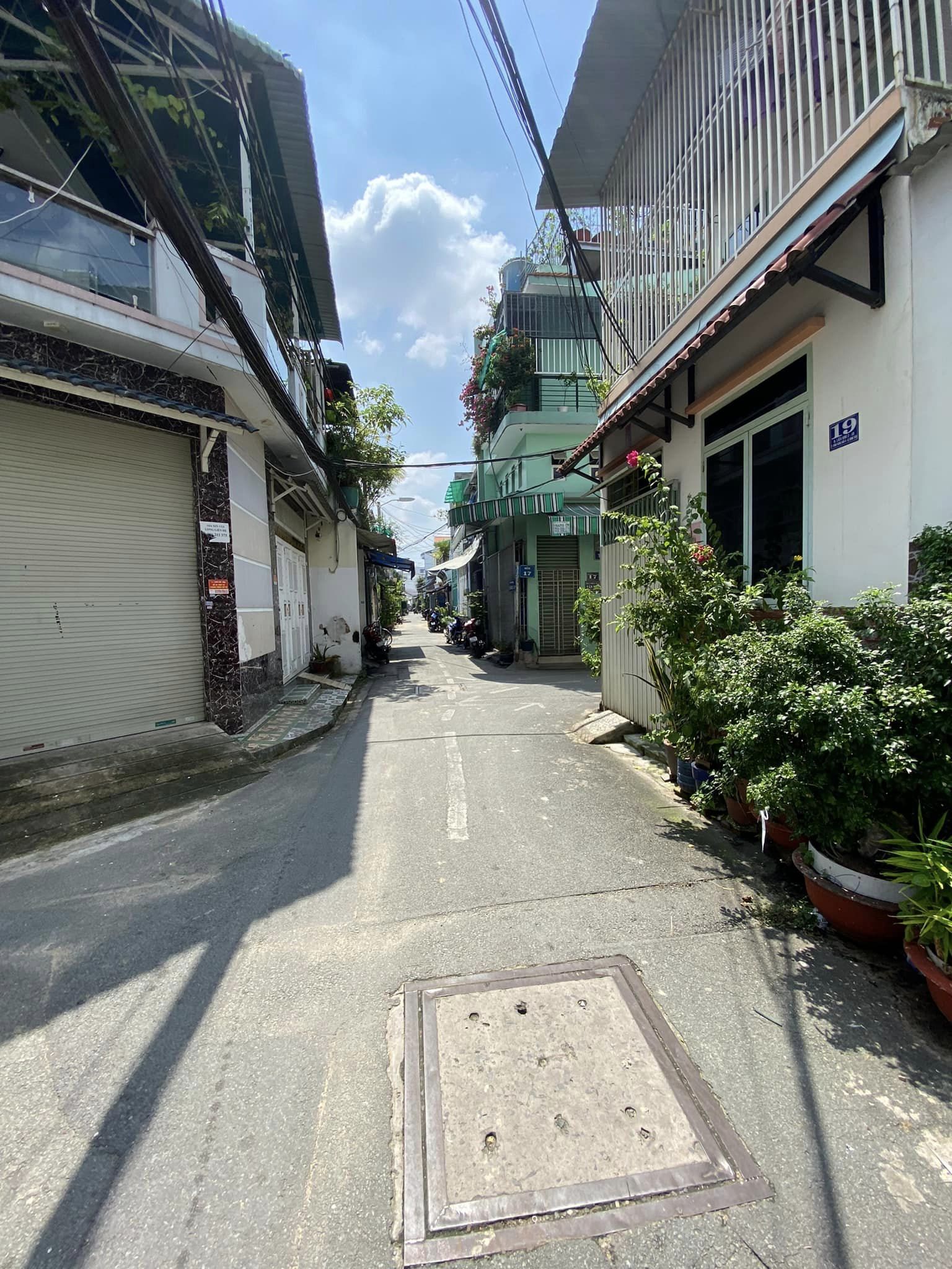 BÁN NHÀ ĐƯỜNG XE HƠI VĂN THÂN - LÔ GÓC 2 MẶT TIỀN - SÁT QUẬN 5 - 68m2 - CHỈ 3 TỶ 600