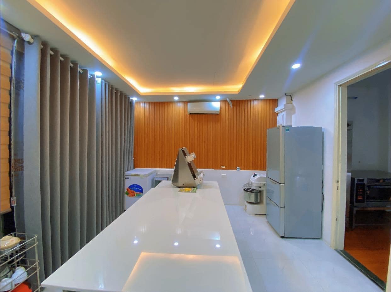 Bán nhà ngõ 435 Hồng Hà Hoàn Kiếm 67m2, mặt tiền 6m , dân trí cao